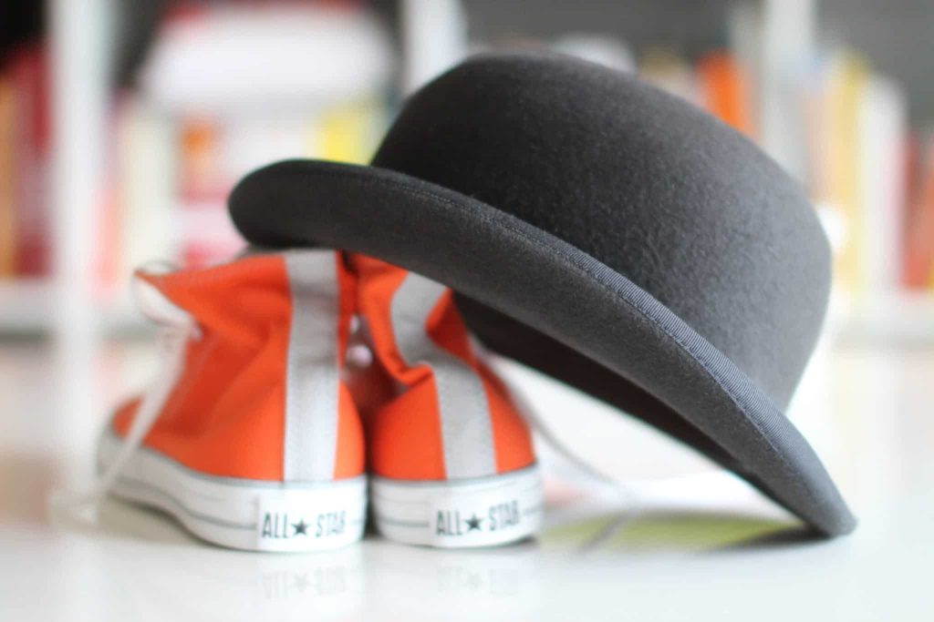 iconoclaste benjamin chaminade| - Recruter des iconoclastes - chapeau melon et converse  
